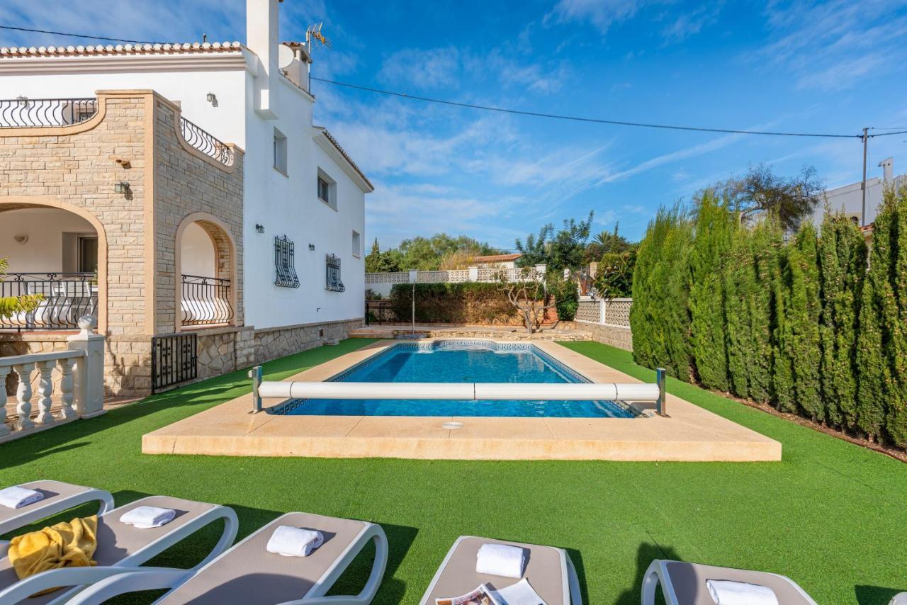 Villa Caleta - Plusholidays Калпе Екстериор снимка